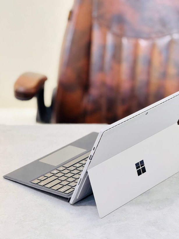 لپ تاپ استوک مایکروسافت Surface Pro 7 Plus سیم کارت خور | Core i5-1135G7 | رم 8GB | SSD 256GB | Intel Iris Xe