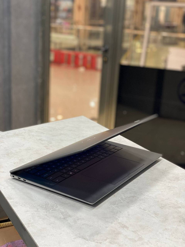 لپ تاپ استوک Dell Precision 5550 | Core i7-10850H | رم 16GB | SSD 512GB | NVIDIA T2000 4GB