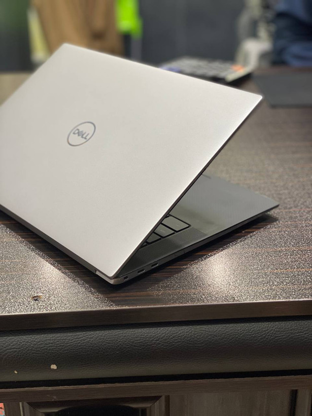 لپ تاپ استوک Dell Precision 5560 | Core i7-11850H | رم 16GB | SSD 512GB | NVIDIA T1200 4GB