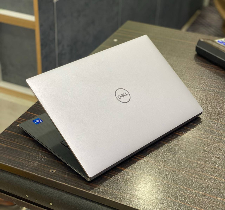 لپ تاپ استوک Dell Precision 5560 | Core i7-11850H | رم 16GB | SSD 512GB | NVIDIA T1200 4GB
