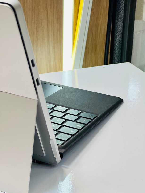لپ تاپ استوک Microsoft Surface Pro 9 | Core i5-1245U | رم 16GB | SSD 256GB | Intel Iris Xe