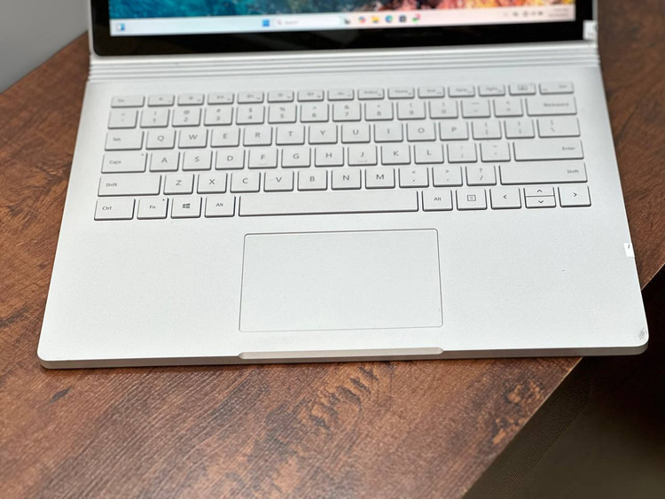 لپ تاپ استوک Microsoft Surface Book 2 | Core i7-8350U | رم 16GB | SSD 512 GB | GTX 1060 6GB