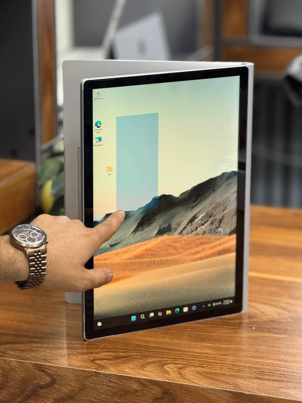 لپ تاپ استوک Microsoft Surface Book 2 | Core i7-8350U | رم 16GB | SSD 512 GB | GTX 1060 6GB