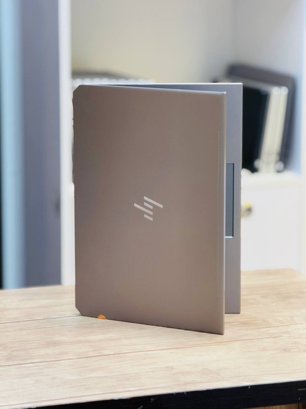 لپ تاپ استوک HP ZBook 15 G5 | Core i7-8850H | رم 16GB | SSD 512GB | گرافیک NVIDIA Quadro P2000 4GB