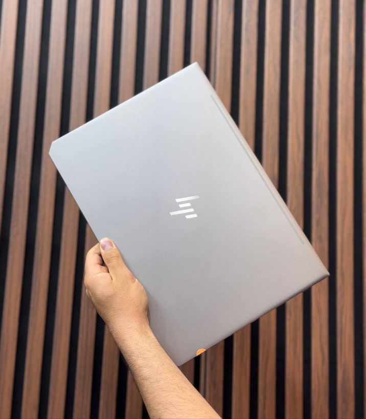لپ تاپ استوک HP ZBook 15 G5 | Core i7-8850H | رم 16GB | SSD 512GB | گرافیک NVIDIA Quadro P2000 4GB