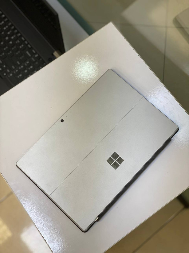 لپ تاپ استوک Microsoft Surface Pro 6 | Core i7-8650U | رم 16GB | SSD 512GB | Intel UHD Graphics