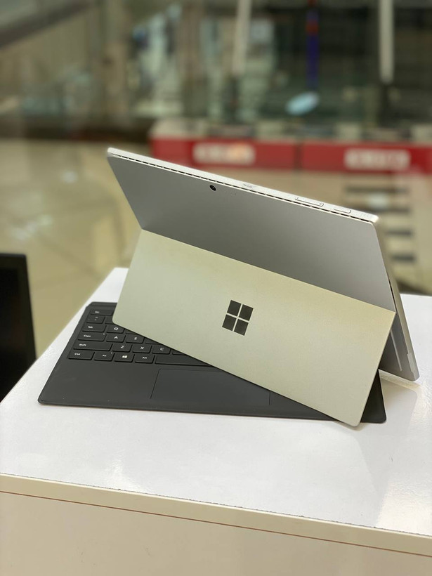 لپ تاپ استوک Microsoft Surface Pro 6 | Core i7-8650U | رم 16GB | SSD 512GB | Intel UHD Graphics