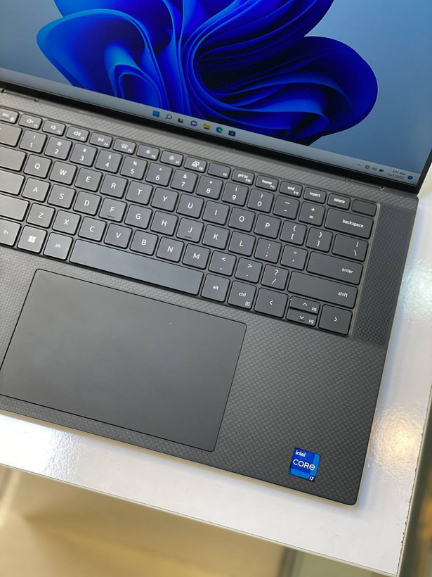 لپ تاپ استوک Dell Precision 5570 | Core i7-12800H | رم 16GB | SSD 512GB | RTX A2000 8GB