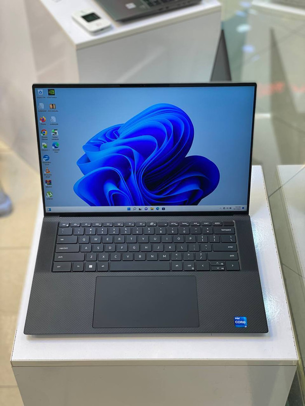 لپ تاپ استوک Dell Precision 5570 | Core i7-12800H | رم 16GB | SSD 512GB | RTX A2000 8GB