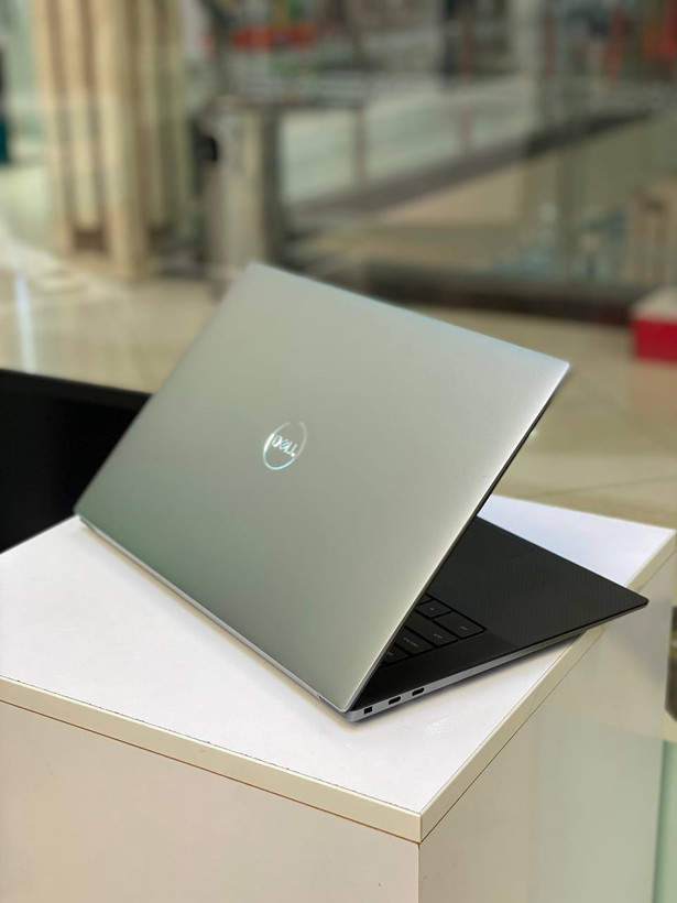 لپ تاپ استوک Dell Precision 5570 | Core i7-12800H | رم 16GB | SSD 512GB | RTX A2000 8GB