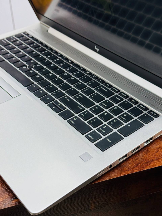 لپ تاپ استوک HP EliteBook 755 G5 | Ryzen 3 2300U | رم 8GB | SSD 256GB | Radeon Vega 6