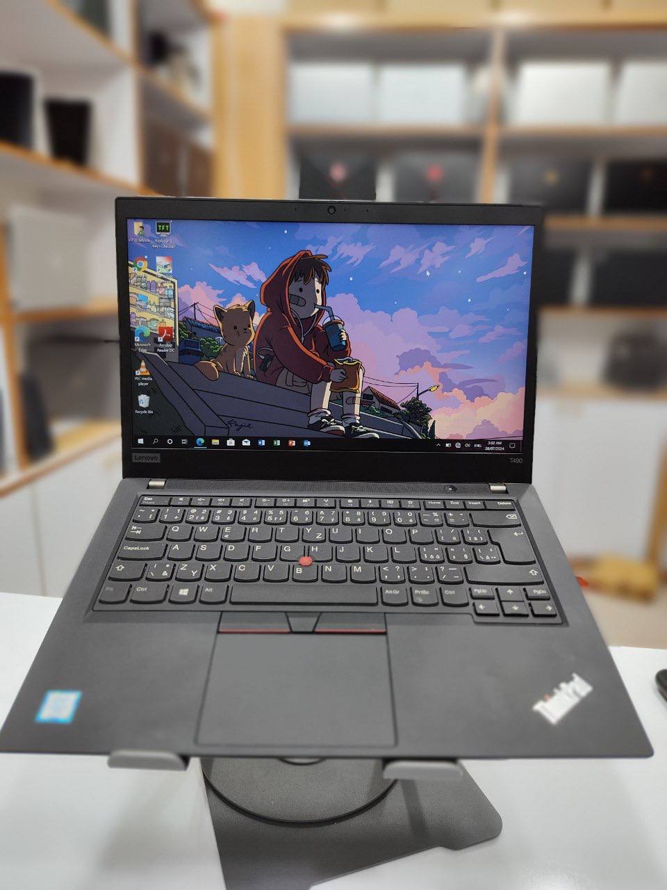 لپ تاپ استوک Lenovo ThinkPad T490 | Core i5-8365U | رم 16GB | SSD 256GB | Intel UHD Graphics | لمسی