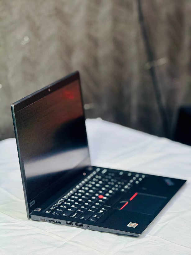 لپ تاپ استوک Lenovo ThinkPad T495s | Ryzen 5 3500U | رم 8GB | SSD 256GB | AMD Vega 8
