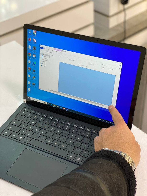 لپ تاپ استوک Microsoft Surface Laptop 5 | Core i7-1265U | رم 16GB | SSD 256GB | Intel Iris Xe