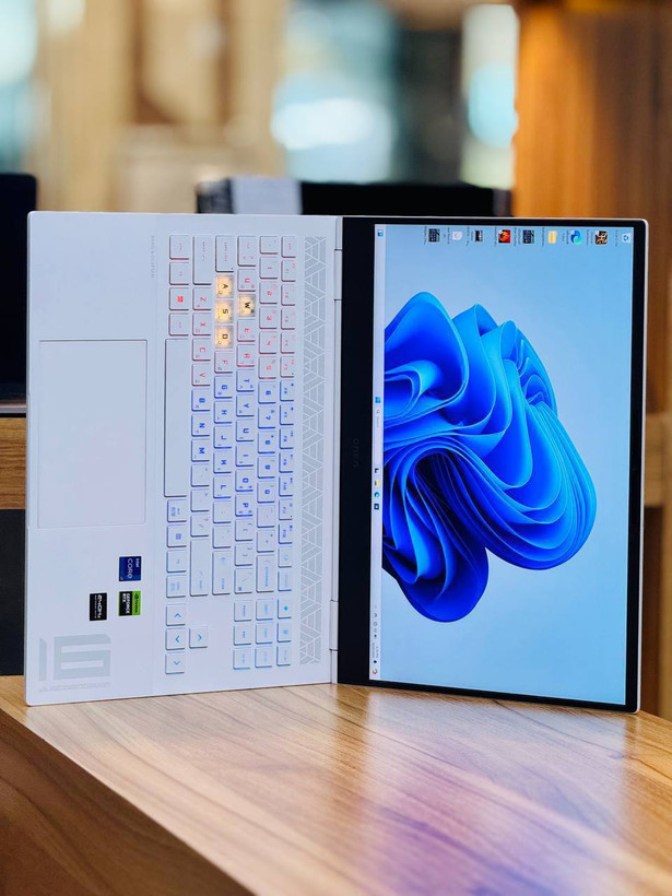 HP OMEN 16 | Ryzen 9 8940HX | 32GB | 1TB SSD | RTX 5060 8GB | 16" 2K 240Hz | Open Box